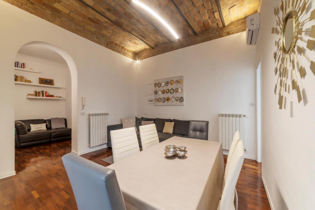 Apartment Fontana Di Trevi Design